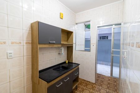 Apartamento à venda com 121m², 2 quartos e sem vagaCozinha e Área de Serviço