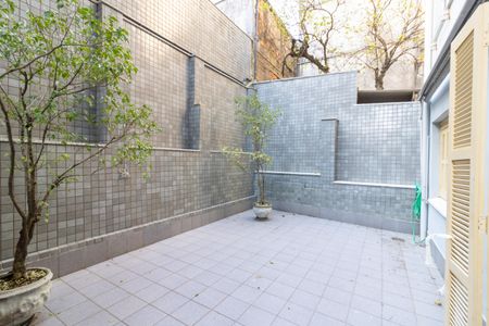 Apartamento à venda com 121m², 2 quartos e sem vagaQuintal