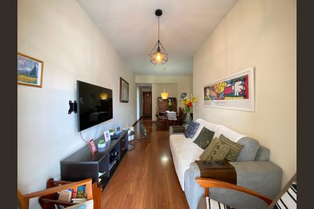 Apartamento para alugar com 75m², 3 quartos e 1 vagaSala