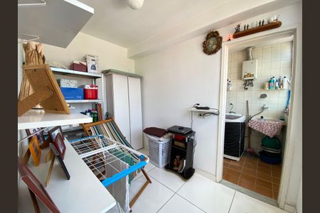 Apartamento para alugar com 75m², 3 quartos e 1 vagaÁrea de Serviço