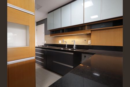 Apartamento para alugar com 119m², 3 quartos e 2 vagasCozinha