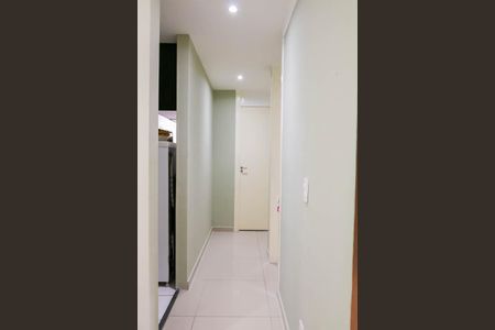 Apartamento para alugar com 55m², 2 quartos e sem vaga Apartamento para alugar com 55m², 2 quartos e sem vagaCorredor
