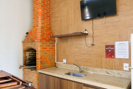 Apartamento para alugar com 55m², 2 quartos e sem vaga Apartamento para alugar com 55m², 2 quartos e sem vagaÁrea comum - Churrasqueira