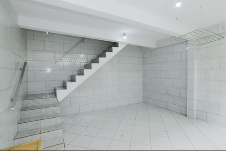 Casa para alugar com 100m², 2 quartos e sem vagaÁrea de Serviço