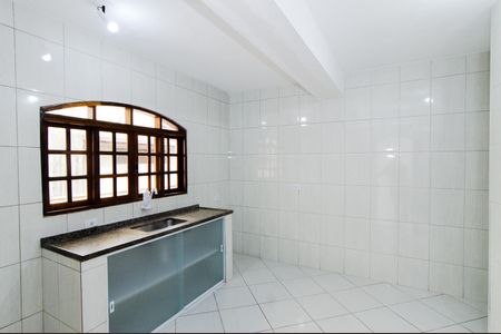 Casa para alugar com 100m², 2 quartos e sem vagaCozinha