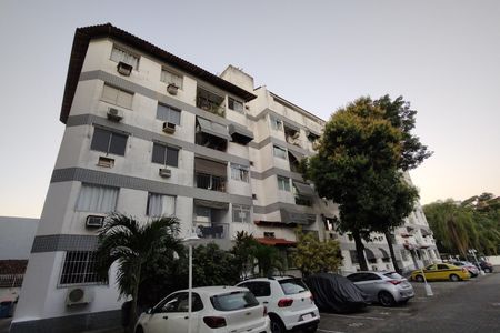 Apartamento para alugar com 60m², 2 quartos e 1 vaga Apartamento para alugar com 60m², 2 quartos e 1 vagaFachada do bloco