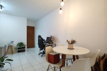 Apartamento para alugar com 60m², 2 quartos e 1 vaga Apartamento para alugar com 60m², 2 quartos e 1 vagaSala