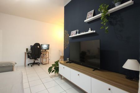 Apartamento para alugar com 60m², 2 quartos e 1 vaga Apartamento para alugar com 60m², 2 quartos e 1 vagaSala