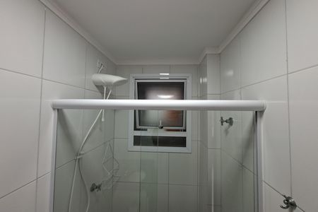 Apartamento para alugar com 60m², 2 quartos e 1 vaga Apartamento para alugar com 60m², 2 quartos e 1 vagaBanheiro social