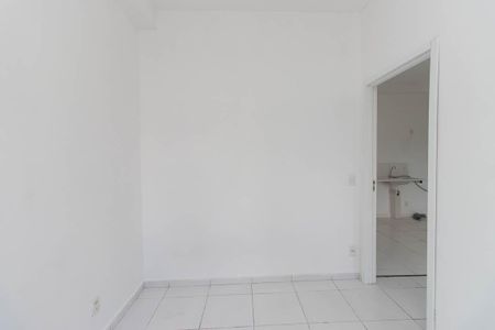 Quarto 1 de apartamento para alugar com 2 quartos, 42m² em Vila Sabrina, São Paulo