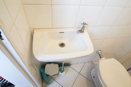Apartamento à venda com 90m², 2 quartos e 1 vaga Apartamento à venda com 90m², 2 quartos e 1 vagaBanheiro de serviço