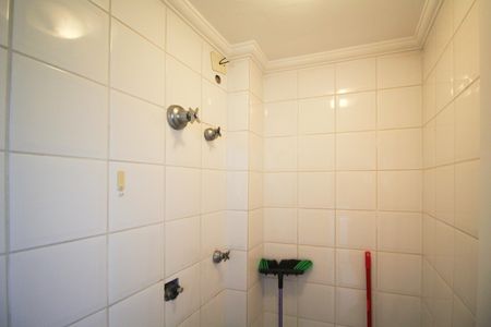 Apartamento à venda com 90m², 2 quartos e 1 vaga Apartamento à venda com 90m², 2 quartos e 1 vagaBanheiro de serviço