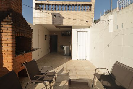 Casa de condomínio à venda com 116m², 3 quartos e 1 vagaCobertura