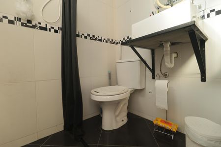 Casa de condomínio à venda com 116m², 3 quartos e 1 vagaBanheiro social