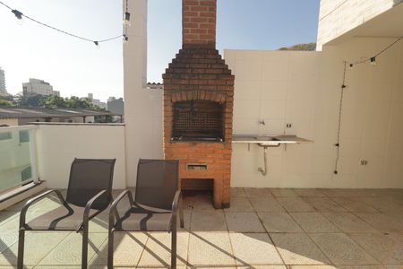 Casa de condomínio à venda com 116m², 3 quartos e 1 vagaCobertura
