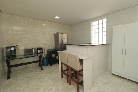 Casa de condomínio à venda com 116m², 3 quartos e 1 vagaCobertura