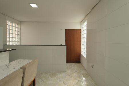 Casa de condomínio à venda com 116m², 3 quartos e 1 vagaCobertura
