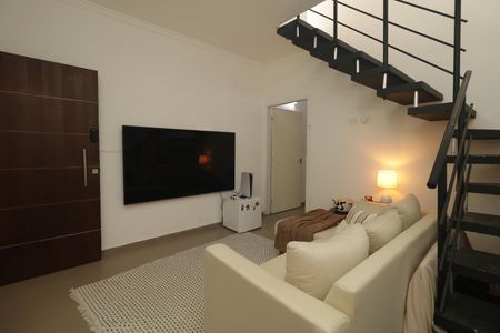 Casa de Condomínio à venda com 3 quartos, 116m² em Cambuci, São Paulo