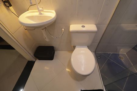 Casa de condomínio à venda com 116m², 3 quartos e 1 vagaBanheiro social