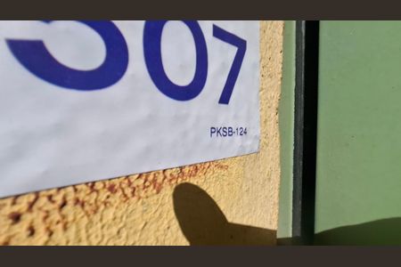 Cód plaquinha de apartamento à venda com 1 quarto, 295m² em Vila Linda, Santo André