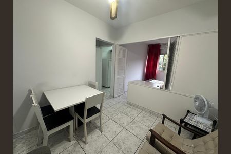 Sala de apartamento para alugar com 1 quarto, 45m² em Centro, São Vicente