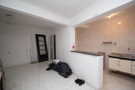 Casa para alugar com 45m², 2 quartos e sem vagaSala