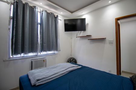 Quarto de apartamento à venda com 1 quarto, 80m² em Vista Alegre, Rio de Janeiro