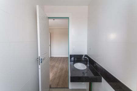 Apartamento à venda com 62m², 2 quartos e 2 vagas Apartamento à venda com 62m², 2 quartos e 2 vagasBanheiro da Suíte