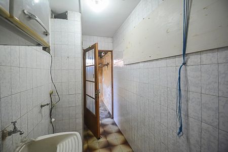 Casa à venda com 120m², 2 quartos e 2 vagasÁrea de Serviço