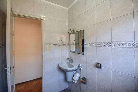 Casa à venda com 120m², 2 quartos e 2 vagasBanheiro