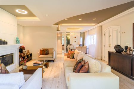 Casa à venda com 385m², 3 quartos e 2 vagasSala