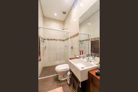 Casa à venda com 385m², 3 quartos e 2 vagasBanheiro da Suíte 3