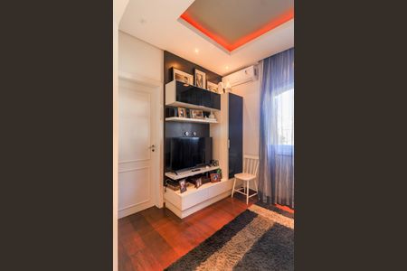 Casa à venda com 385m², 3 quartos e 2 vagasSuíte 2