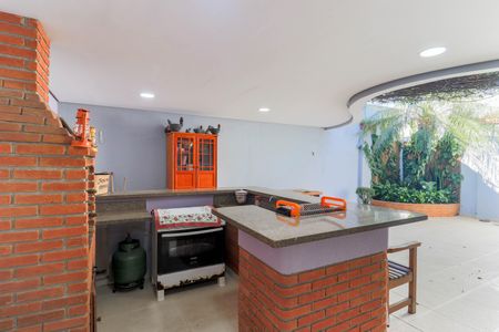 Casa à venda com 385m², 3 quartos e 2 vagasChurrasqueira