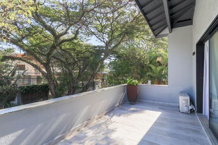 Casa à venda com 385m², 3 quartos e 2 vagasVaranda da Suíte 1