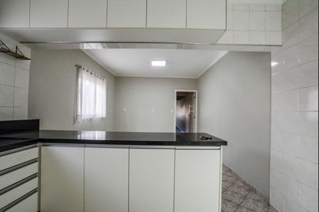 Casa para alugar com 211m², 3 quartos e 5 vagas Casa para alugar com 211m², 3 quartos e 5 vagasCozinha