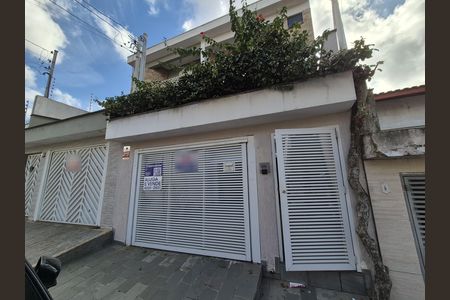 Casa para alugar com 211m², 3 quartos e 5 vagas Casa para alugar com 211m², 3 quartos e 5 vagasFachada