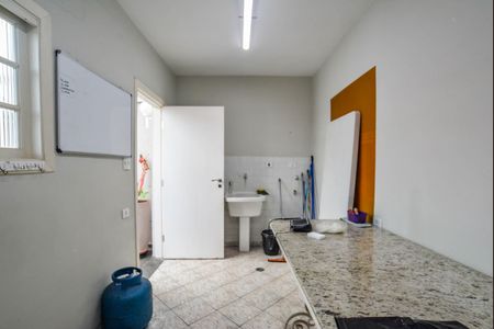 Casa para alugar com 211m², 3 quartos e 5 vagas Casa para alugar com 211m², 3 quartos e 5 vagasÁrea de Serviço