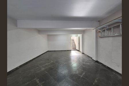 Casa para alugar com 211m², 3 quartos e 5 vagas Casa para alugar com 211m², 3 quartos e 5 vagasGaragem
