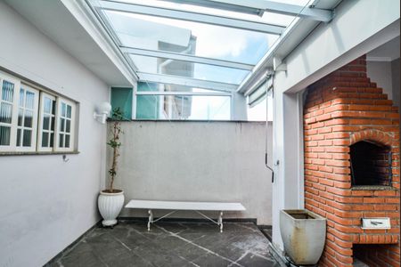 Casa para alugar com 211m², 3 quartos e 5 vagas Casa para alugar com 211m², 3 quartos e 5 vagasÁrea gourmet
