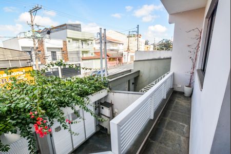 Casa para alugar com 211m², 3 quartos e 5 vagas Casa para alugar com 211m², 3 quartos e 5 vagasEntrada