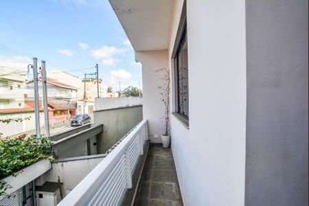 Casa para alugar com 211m², 3 quartos e 5 vagas Casa para alugar com 211m², 3 quartos e 5 vagasEntrada