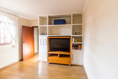 Casa de condomínio à venda com 438m², 3 quartos e 3 vagasEscritório