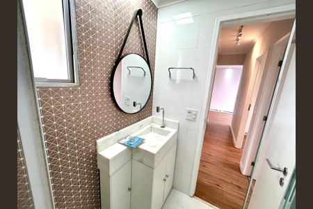 Apartamento para alugar com 50m², 2 quartos e 1 vaga Apartamento para alugar com 50m², 2 quartos e 1 vagaBanheiro