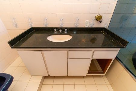 Casa para alugar com 300m², 3 quartos e 7 vagasBanheiro da Suíte