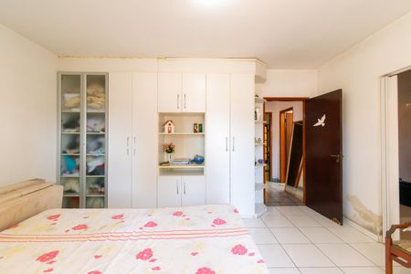 Casa para alugar com 300m², 3 quartos e 7 vagasSuíte