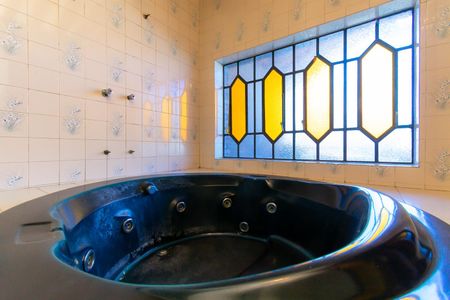 Casa para alugar com 300m², 3 quartos e 7 vagasBanheiro da Suíte