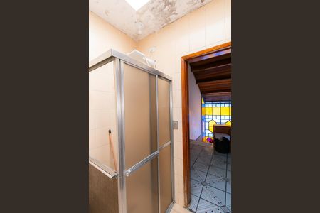 Casa para alugar com 300m², 3 quartos e 7 vagasBanheiro 2