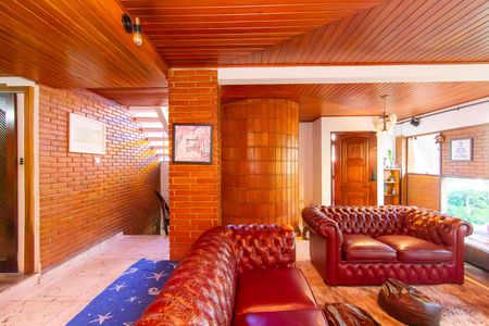 Casa para alugar com 300m², 3 quartos e 7 vagasSala