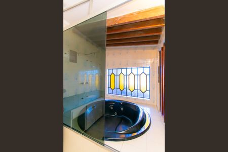 Casa para alugar com 300m², 3 quartos e 7 vagasBanheiro da Suíte